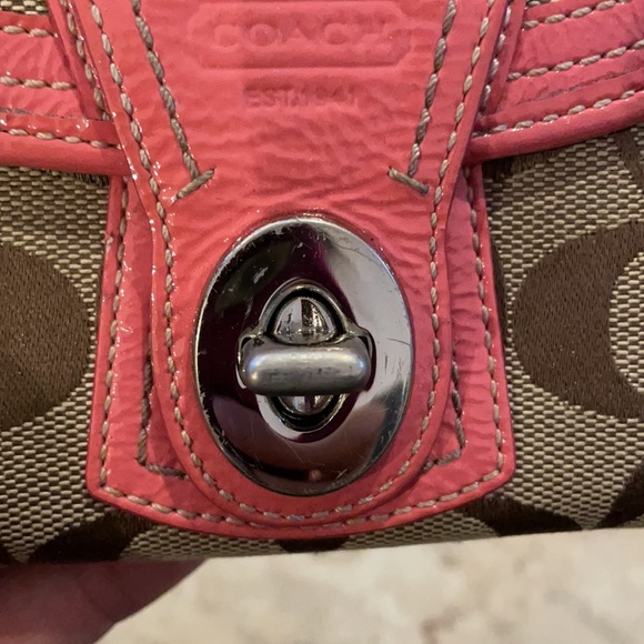 Coach bifold wallet with pink leather trim - Picture 5 of 7